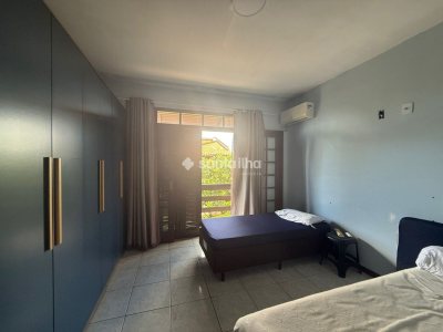 Casa em Condomínio à venda com 210m², 6 quartos, 1 suíte, 3 vagas no bairro Morro das Pedras em Florianópolis - Foto 5