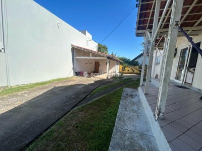 Casa à venda com 150m², 4 quartos, 6 vagas no bairro Campeche em Florianópolis - Foto 6
