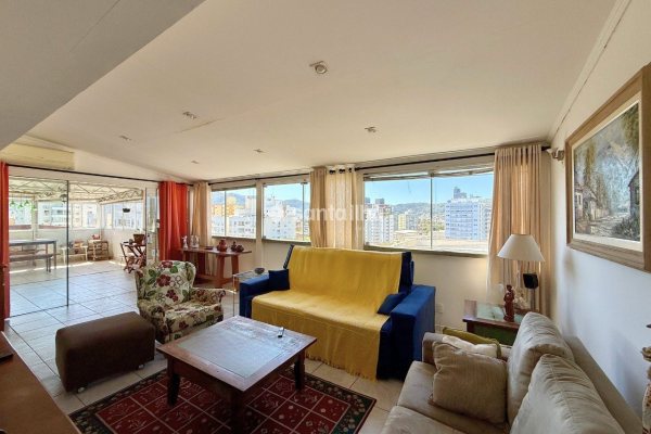 Apartamento à venda com 171m², 2 quartos, 1 suíte, 1 vaga no bairro Trindade em Florianópolis