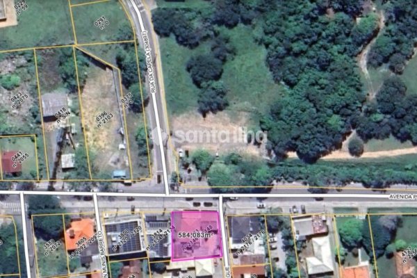 Terreno à venda com 225m², 1 quarto, 1 vaga no bairro Campeche em Florianópolis