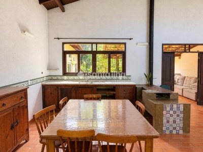 Casa à venda com 200m², 3 quartos, 1 suíte, 4 vagas no bairro Campeche em Florianópolis - Foto 6