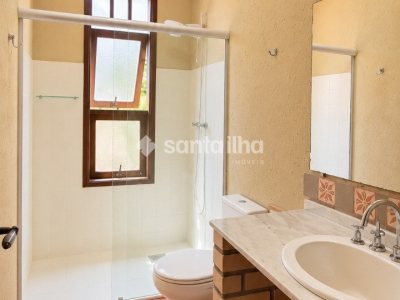 Casa à venda com 200m², 3 quartos, 1 suíte, 4 vagas no bairro Campeche em Florianópolis - Foto 12