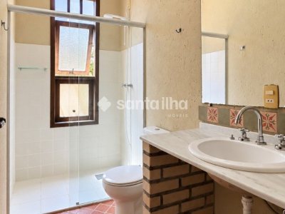 Casa à venda com 200m², 3 quartos, 1 suíte, 4 vagas no bairro Campeche em Florianópolis - Foto 13