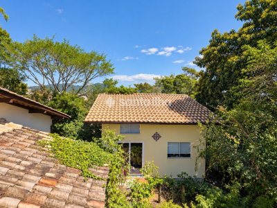 Casa à venda com 200m², 3 quartos, 1 suíte, 4 vagas no bairro Campeche em Florianópolis - Foto 24