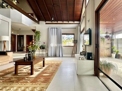 Casa à venda com 310m², 3 quartos, 1 suíte, 2 vagas no bairro Campeche em Florianópolis - Foto 4