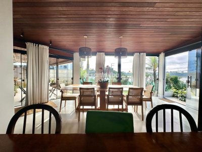 Casa à venda com 310m², 3 quartos, 1 suíte, 2 vagas no bairro Campeche em Florianópolis - Foto 13