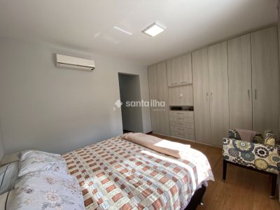 Casa em Condomínio à venda com 230m², 3 quartos, 2 suítes, 3 vagas no bairro Rio Tavares em Florianópolis - Foto 12