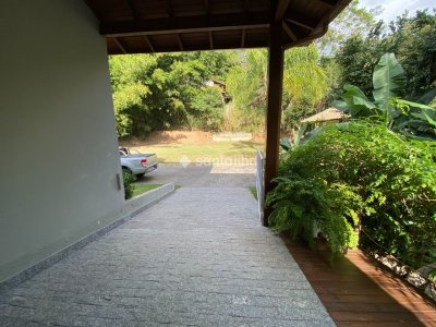 Casa em Condomínio à venda com 230m², 3 quartos, 2 suítes, 3 vagas no bairro Rio Tavares em Florianópolis - Foto 26