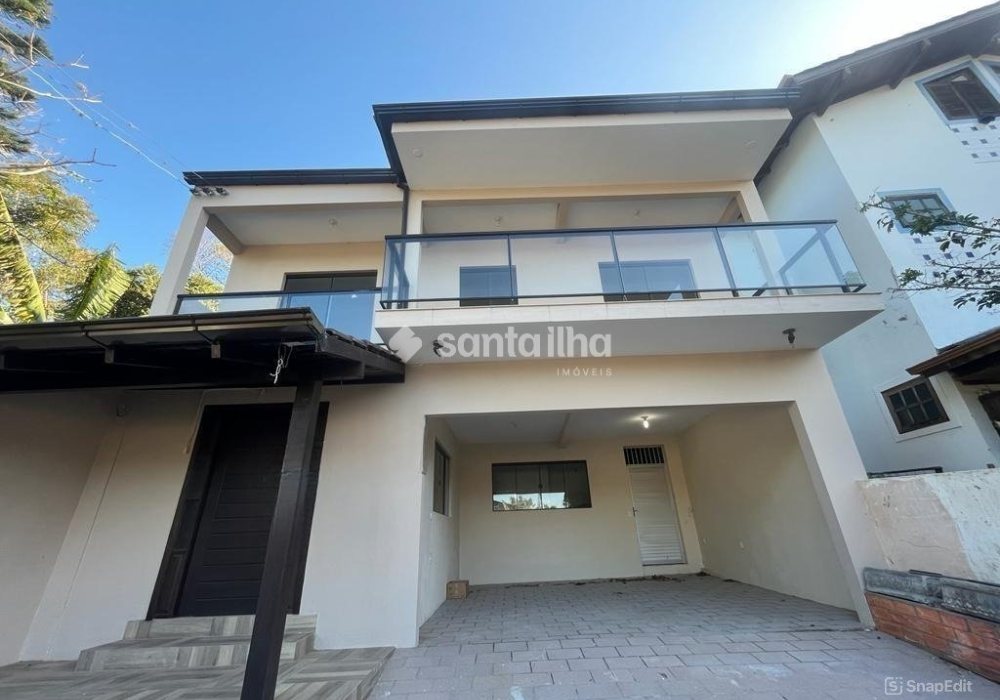 Casa à venda com 220m², 5 quartos, 1 suíte, 2 vagas no bairro Pântano do Sul em Florianópolis - Foto 1