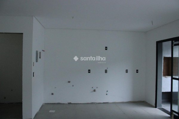 Apartamento à venda com 59m², 1 quarto, 1 vaga no bairro Campeche em Florianópolis