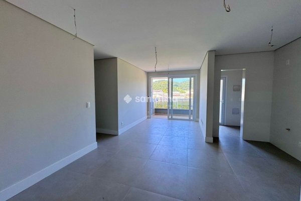 Apartamento à venda com 79m², 2 quartos, 1 suíte, 1 vaga no bairro Campeche em Florianópolis