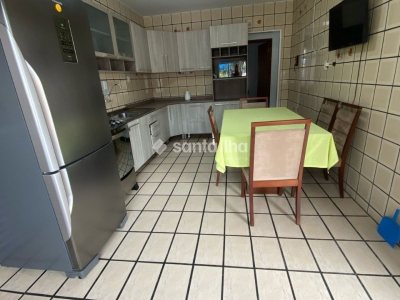 Casa à venda com 312m², 3 quartos, 1 suíte, 4 vagas no bairro Lagoa da Conceição em Florianópolis - Foto 7