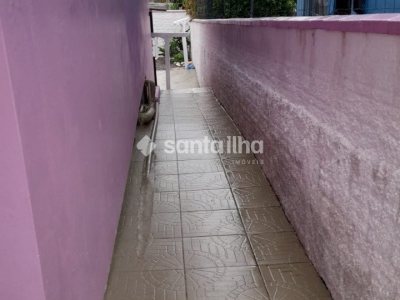 Casa à venda com 312m², 3 quartos, 1 suíte, 4 vagas no bairro Lagoa da Conceição em Florianópolis - Foto 28