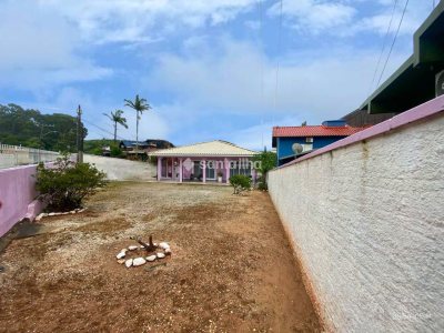 Casa à venda com 312m², 3 quartos, 1 suíte, 4 vagas no bairro Lagoa da Conceição em Florianópolis - Foto 2