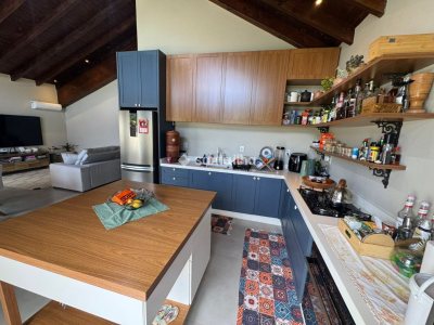 Casa à venda com 147m², 3 quartos, 1 suíte, 2 vagas no bairro Ribeirão da Ilha em Florianópolis - Foto 12