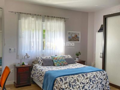 Casa à venda com 260m², 3 quartos, 3 suítes, 2 vagas no bairro Lagoa da Conceição em Florianópolis - Foto 11