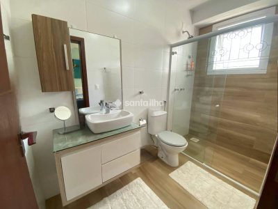 Casa à venda com 260m², 3 quartos, 3 suítes, 2 vagas no bairro Lagoa da Conceição em Florianópolis - Foto 17