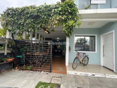 Casa à venda com 110m², 3 quartos, 1 suíte, 1 vaga no bairro Campeche em Florianópolis - Foto 4