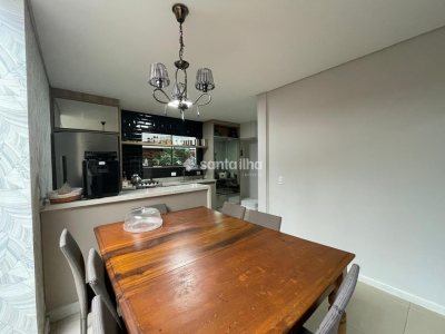 Casa à venda com 110m², 3 quartos, 1 suíte, 1 vaga no bairro Campeche em Florianópolis - Foto 12