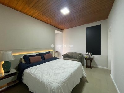 Casa à venda com 110m², 3 quartos, 1 suíte, 1 vaga no bairro Campeche em Florianópolis - Foto 24