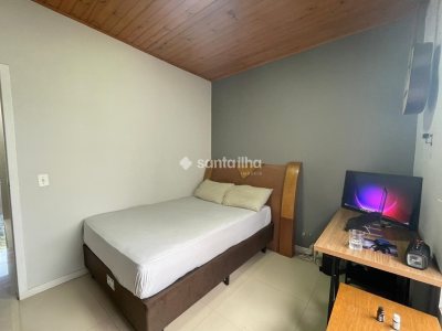 Casa à venda com 110m², 3 quartos, 1 suíte, 1 vaga no bairro Campeche em Florianópolis - Foto 29