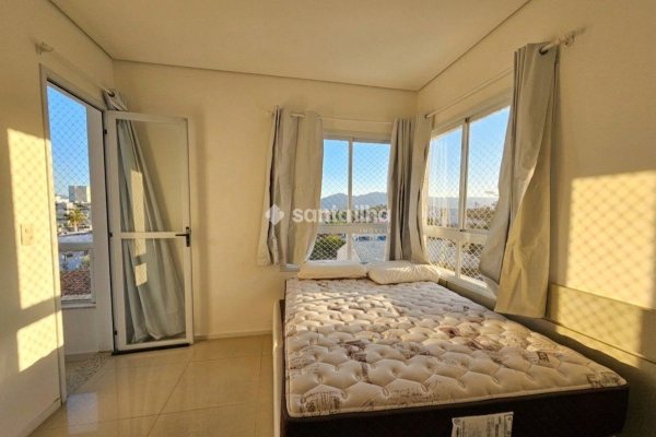 Apartamento à venda com 71m², 2 quartos, 1 suíte, 1 vaga no bairro Campeche em Florianópolis