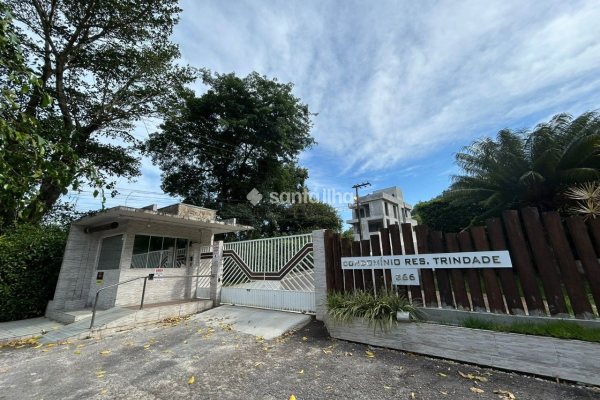 Terreno à venda com 1m² no bairro Trindade em Florianópolis