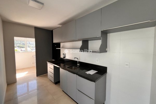 Cobertura à venda com 252m², 3 quartos, 1 suíte, 4 vagas no bairro Campeche em Florianópolis