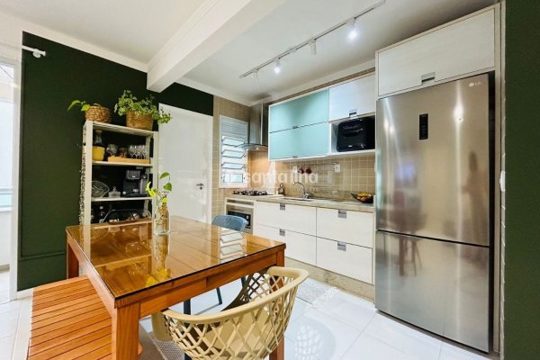 Apartamento à venda com 72m², 2 quartos, 1 suíte, 1 vaga no bairro Campeche em Florianópolis