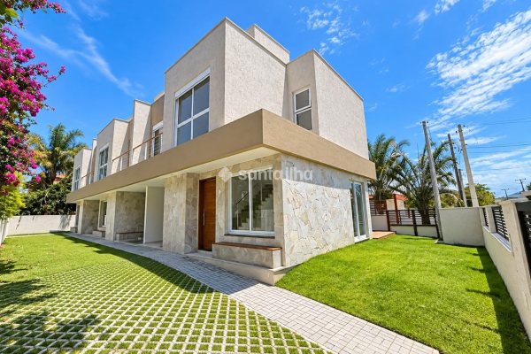 Casa à venda com 123m², 3 quartos, 1 suíte, 1 vaga no bairro Campeche em Florianópolis