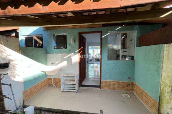 Casa à venda com 53m², 2 quartos no bairro Campeche em Florianópolis