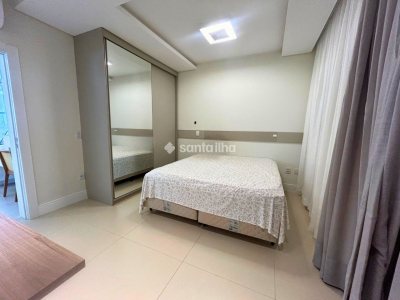 Casa em Condomínio para alugar ou comprar com 417m², 5 quartos, 4 suítes, 2 vagas no bairro Rio Tavares em Florianópolis - Foto 19