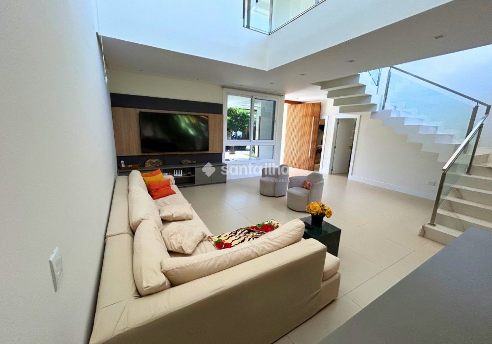 Casa em Condomínio para alugar ou comprar com 417m², 5 quartos, 4 suítes, 2 vagas no bairro Rio Tavares em Florianópolis - Foto 1