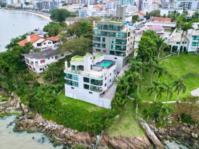 Apartamento à venda com 130m², 2 quartos, 1 suíte, 2 vagas no bairro Coqueiros em Florianópolis - Foto 2