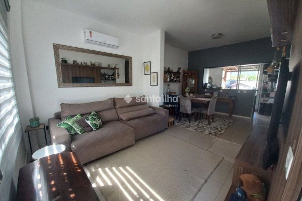 Casa à venda com 114m², 3 quartos, 1 suíte, 2 vagas no bairro Campeche em Florianópolis