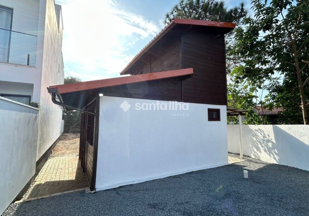 Casa para alugar com 40m², 2 quartos, 1 vaga no bairro Campeche em Florianópolis - Foto 1