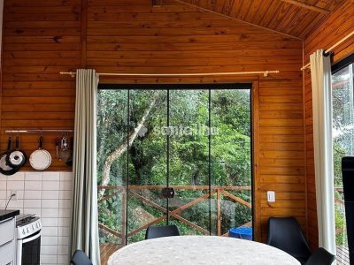 Casa à venda com 130m², 2 quartos, 1 suíte, 1 vaga no bairro Barra da Lagoa em Florianópolis - Foto 12