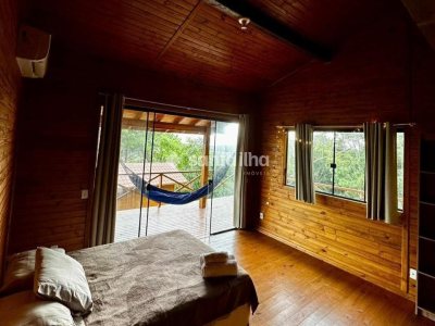 Casa à venda com 130m², 2 quartos, 1 suíte, 1 vaga no bairro Barra da Lagoa em Florianópolis - Foto 20