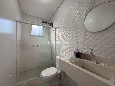 Casa à venda com 135m², 3 quartos, 1 suíte, 1 vaga no bairro Carianos em Florianópolis - Foto 17