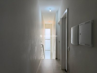 Casa à venda com 135m², 3 quartos, 1 suíte, 1 vaga no bairro Carianos em Florianópolis - Foto 15