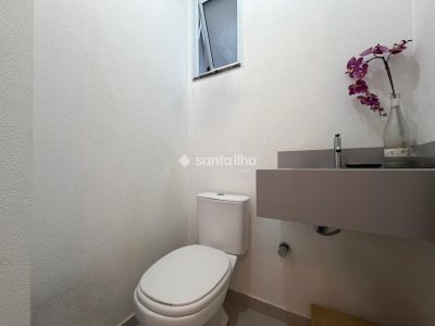 Casa à venda com 135m², 3 quartos, 1 suíte, 1 vaga no bairro Carianos em Florianópolis - Foto 11