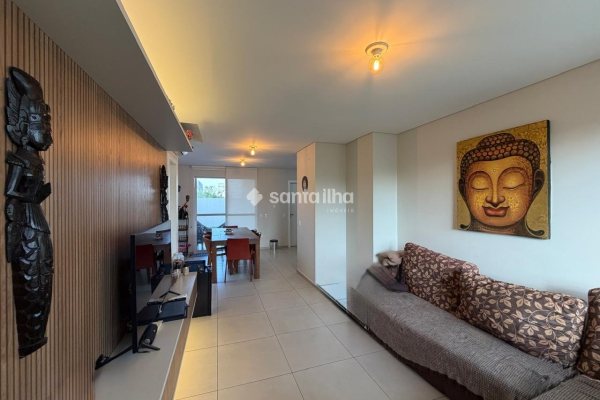 Casa à venda com 135m², 3 quartos, 1 suíte, 1 vaga no bairro Carianos em Florianópolis