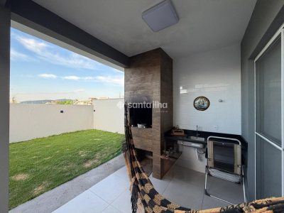 Casa à venda com 135m², 3 quartos, 1 suíte, 1 vaga no bairro Carianos em Florianópolis - Foto 22