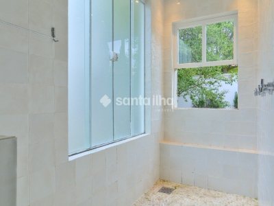 Casa à venda com 180m², 3 quartos, 3 suítes, 2 vagas no bairro Campeche em Florianópolis - Foto 17