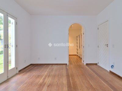 Casa à venda com 180m², 3 quartos, 3 suítes, 2 vagas no bairro Campeche em Florianópolis - Foto 20
