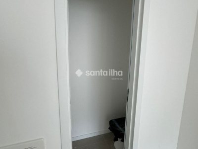 Apartamento à venda com 116m², 3 quartos, 3 suítes, 2 vagas no bairro Morro das Pedras em Florianópolis - Foto 3