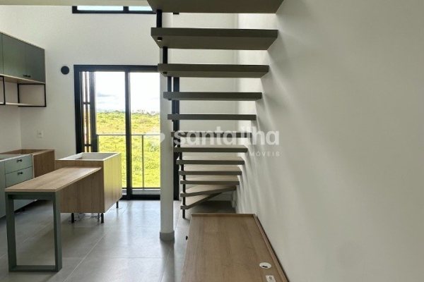Loft à venda com 39m², 1 quarto, 1 suíte no bairro Novo Campeche em Florianopolis
