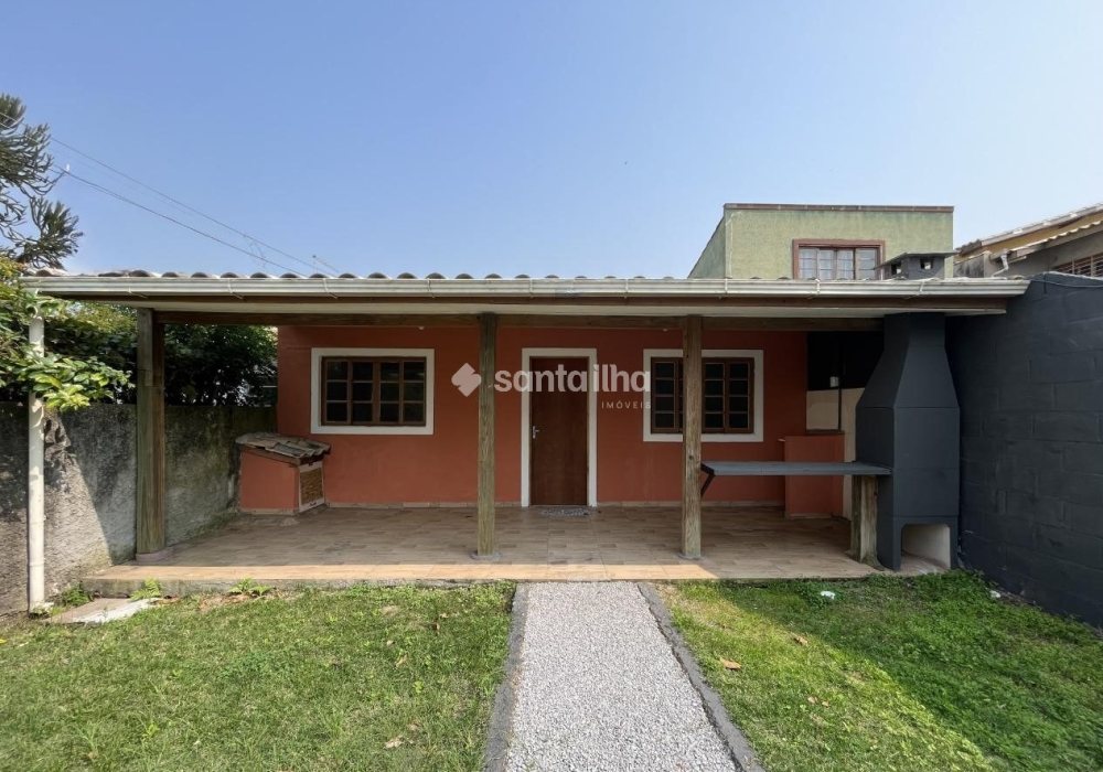 Casa à venda com 100m², 2 quartos, 1 suíte, 2 vagas no bairro Campeche em Florianópolis - Foto 1