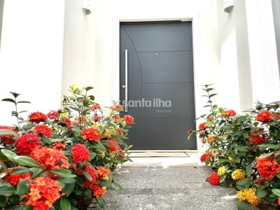 Casa para alugar ou comprar com 358m², 4 quartos, 4 suítes, 3 vagas no bairro Rio Tavares em Florianopolis - Foto 4