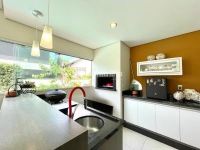 Casa para alugar ou comprar com 358m², 4 quartos, 4 suítes, 3 vagas no bairro Rio Tavares em Florianopolis - Foto 22